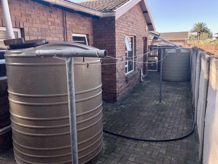 3 Bedroom Property for Sale in Sherwood Eastern Cape
